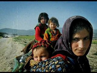 SELDA BAĞCAN NENNİ SERBÜLENT ÖZTÜRK YAPIMI