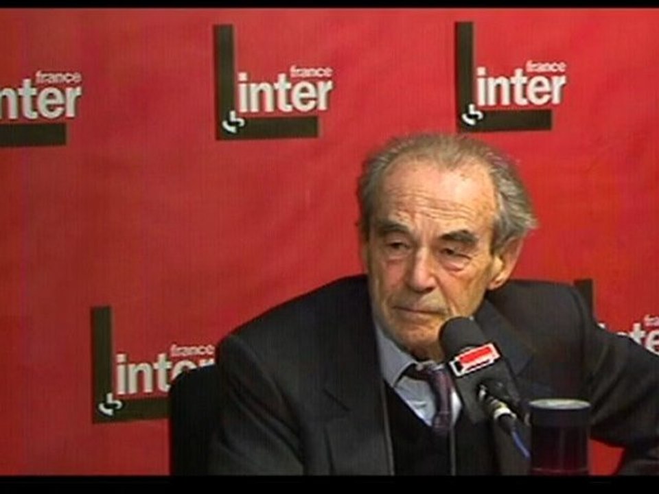 Robert Badinter : "L'exhibition organisée de Dominique Strauss-Kahn par la police américaine, ... ça n'a rien à voir avec la Justice américaine"