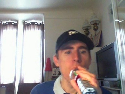 Wiwi égratigne pense à moi de Luke