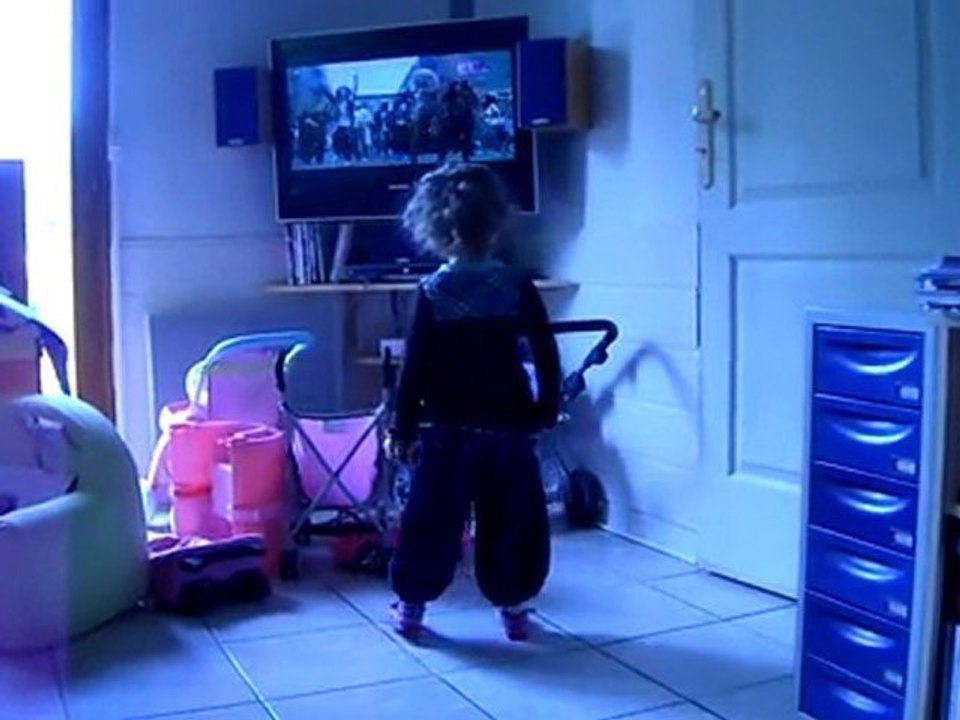 ma fille quand elle danse elle fait pas semblant !