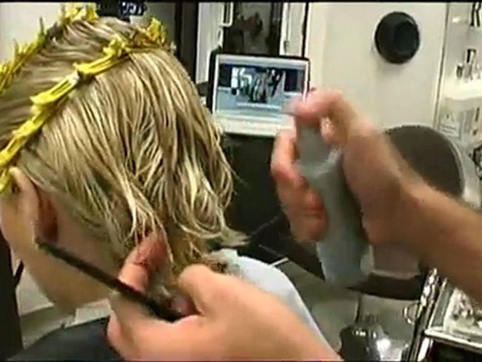 Michaels Hairstyle Hochzeitsfrisur 20er Jahre.avi