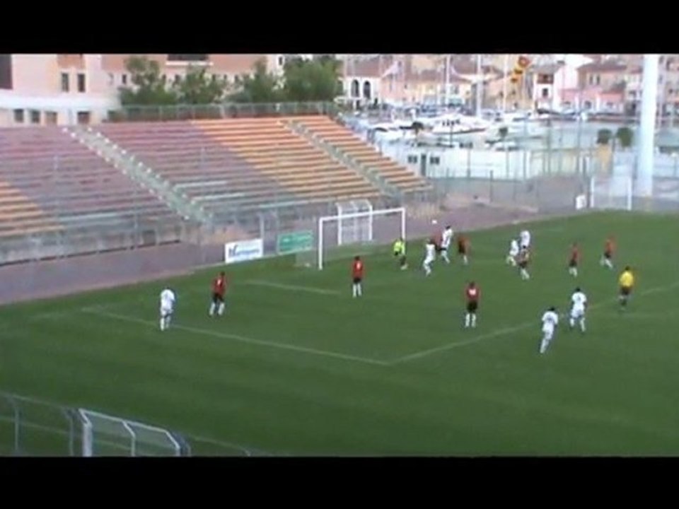 FCM - TARBES : 1-0