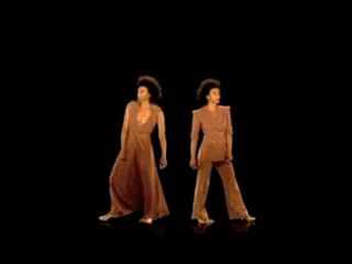 Vibrations (version scène) par la Cie 14:20