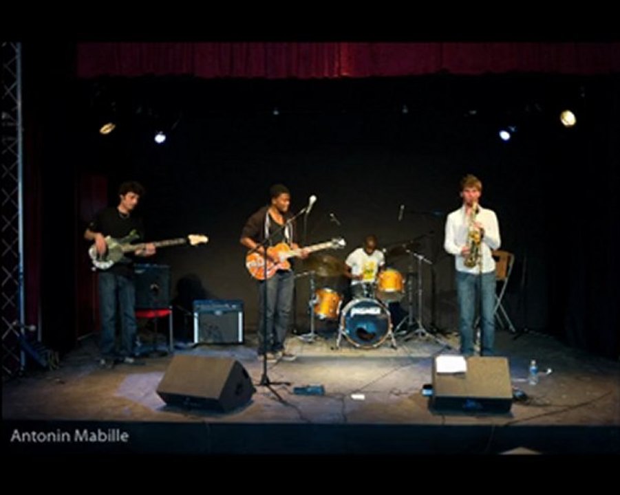 blues deviation en concert au Comptoir de la Halle Roublot