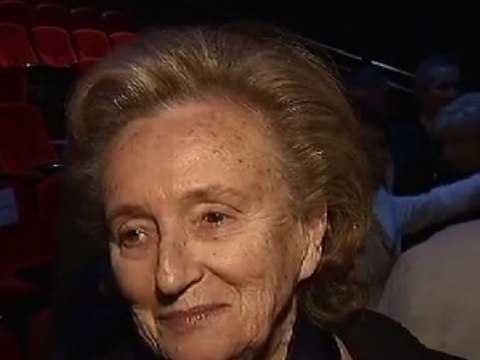 Carla Bruni enceinte: une chance pour la France