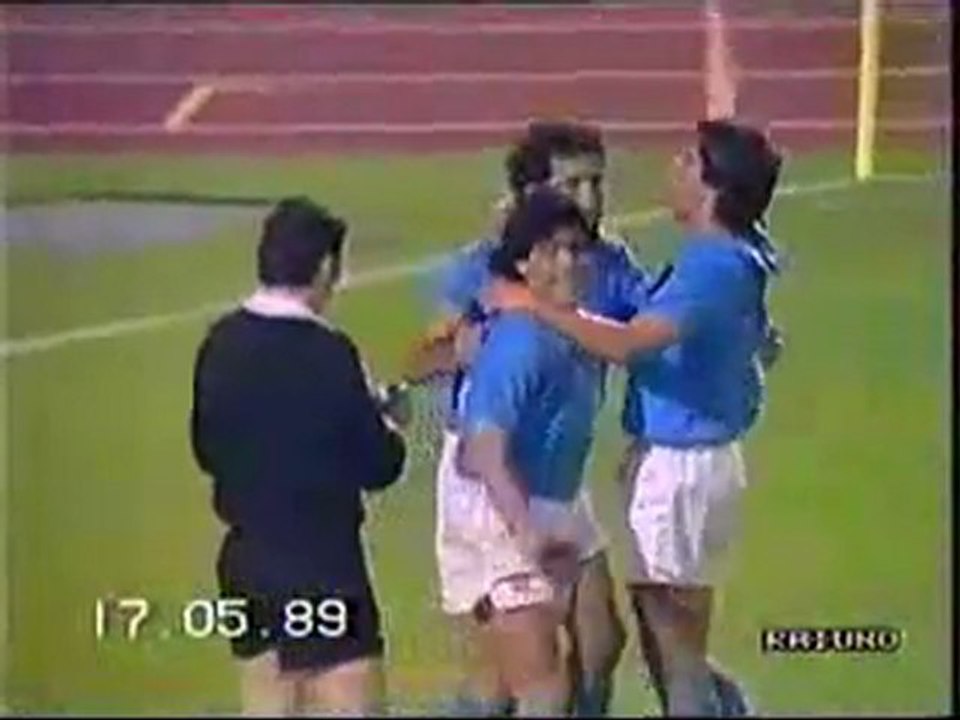 Κύπελλο UEFA 1989: Νάπολι-Στουτγκάρδη