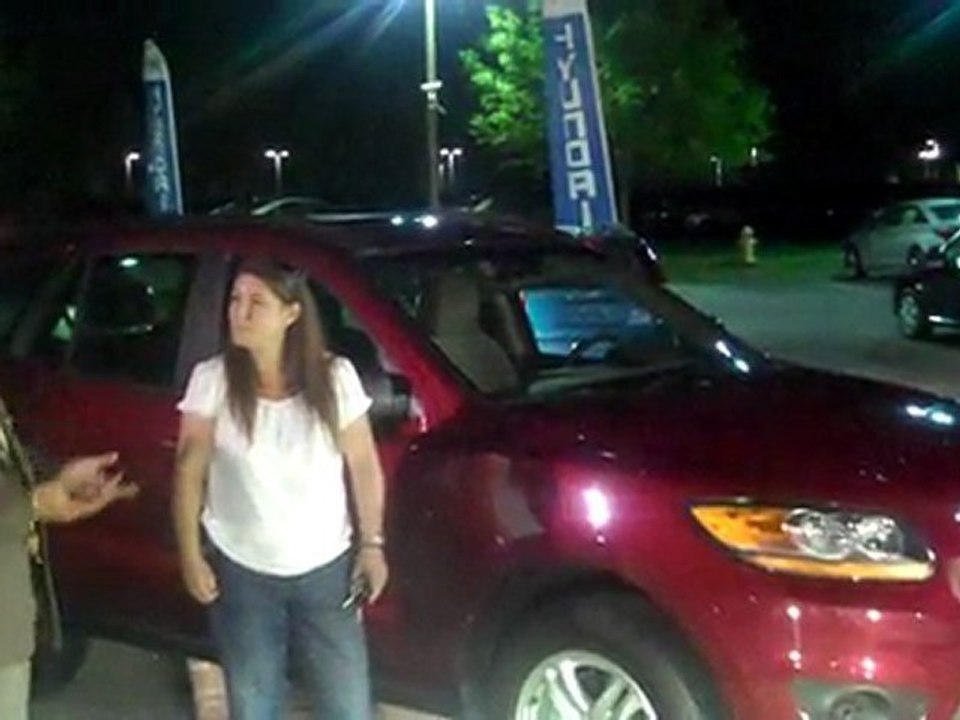 2010 Hyundai Santa Fe- Customer Testimonial-  Low ...