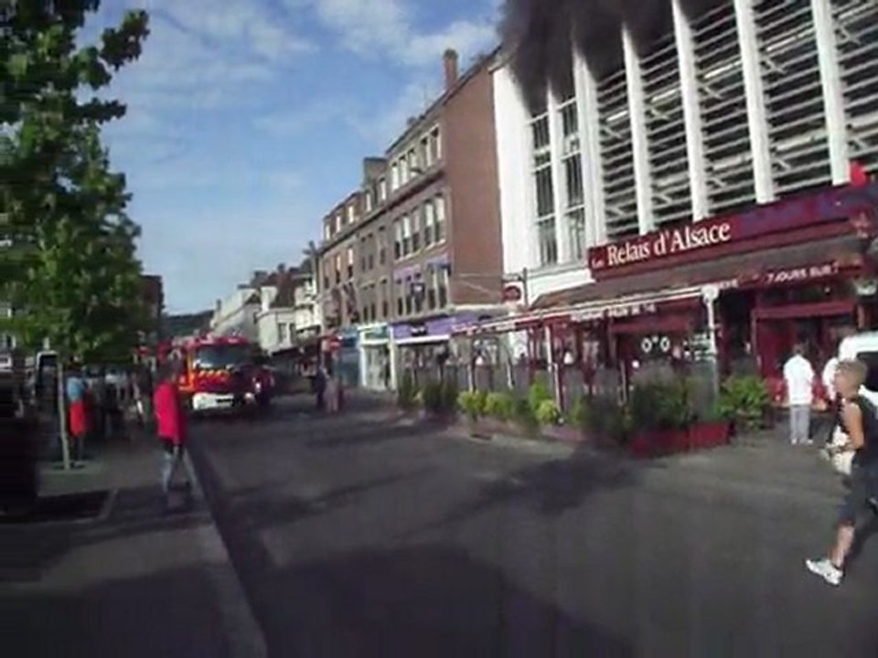 Le parking du restaurant Le Relais d'Alsace prend feu