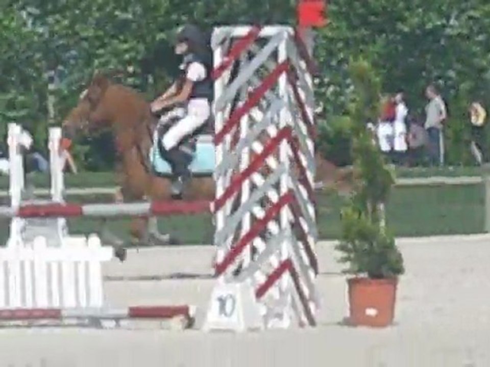 julie & pepsi en club2