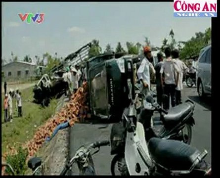 Kinh hoàng nhiều vụ TNGT xảy ra trong ngày