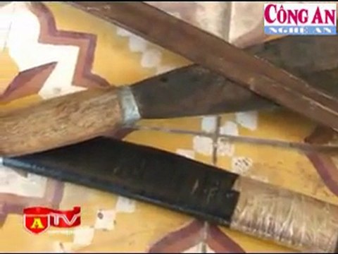 Nữ quái ma túy, dùng hàng nóng chống trả công an