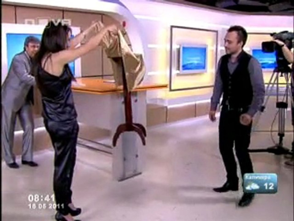 Първата българска жена илюзионист - Десислава Димитрова 18 май 2011