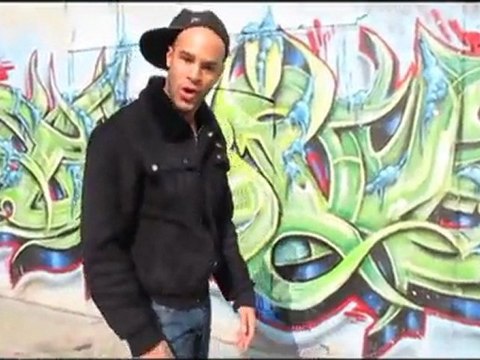 FreeZé - Because The Show Must Go On (mini vidéo clip)