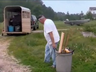 Capitalism, a love story (Le Capitalisme, une histoire d'amour!) M.Moore 2/3