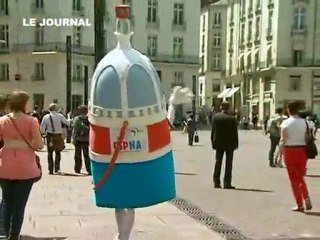 Congrès national des pompiers à Nantes: Lulu fait son show!