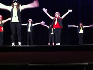 ma fille danse sur michael jakson