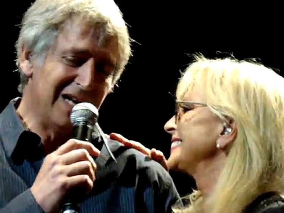 VERONIQUE SANSON 2011 PARIS GRAND REX YVES DUTEIL DUO MELANCOLIE LIVE