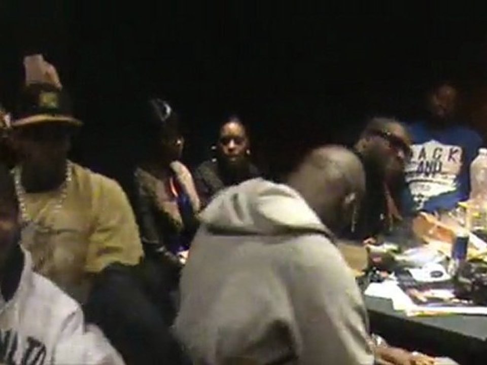 Deskodiaz Feat Shaolyn Gen zu : Bienvenue dans mon hood (Seance Studio)