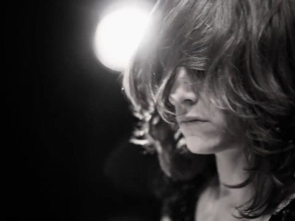 " LINE " 1er extrait de l'album  " REMAIN HUMAN " - Nancy Fortune [Clip officiel]