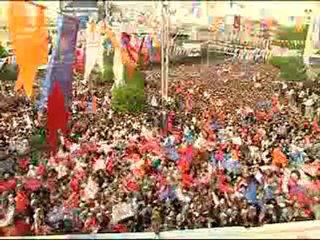 Başbakan Erdoğan Gençlerin kanı üzerinden siyaset yapıyorlar