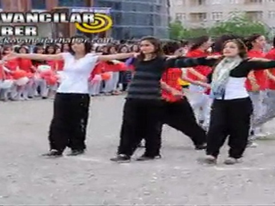 Kovancılar 19 Mayıs 2011 - Halk Oyunları - 2