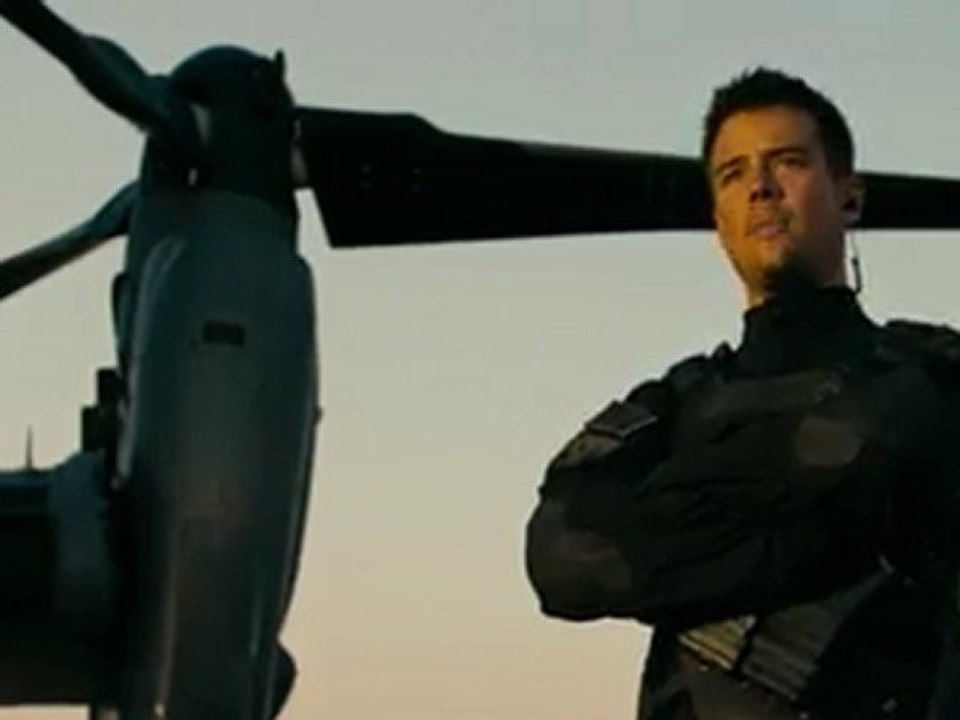 Transformers 3 : La Face Cachée de la Lune - Extrait #2 [VO|HQ]