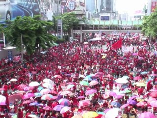 Thaïlande: les "rouges" commémorent la crise de 2010