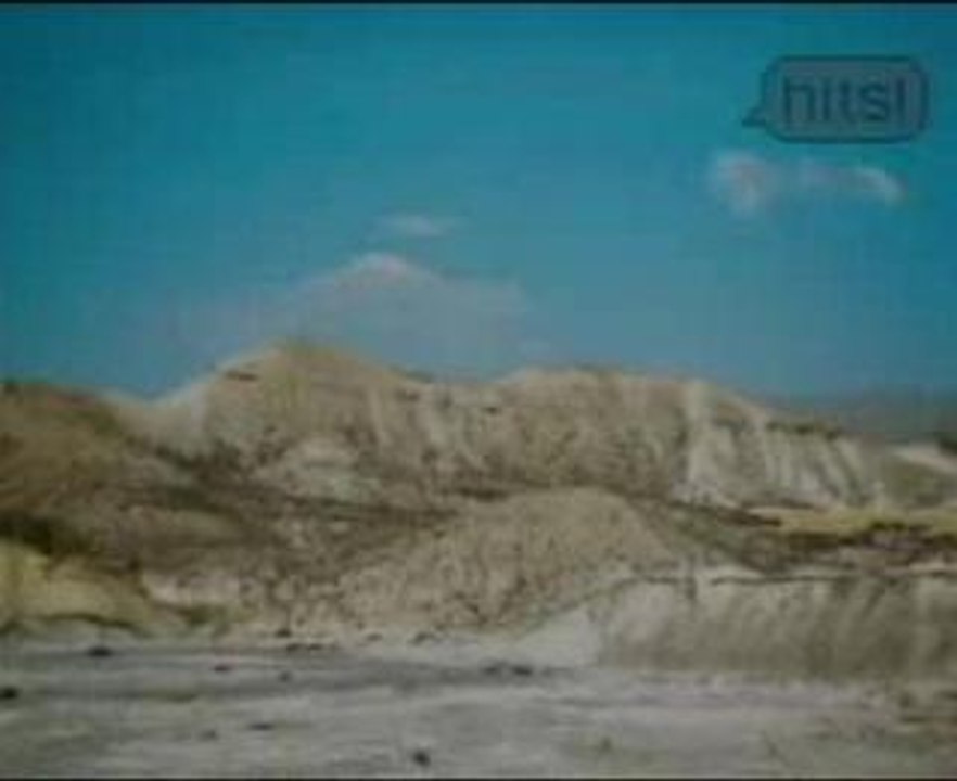 Geri Halliwell - Scream If You Wanna Go