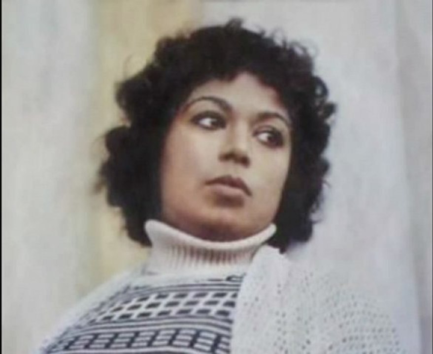 ESMERAY  KAPILDIM GİDİYORUM