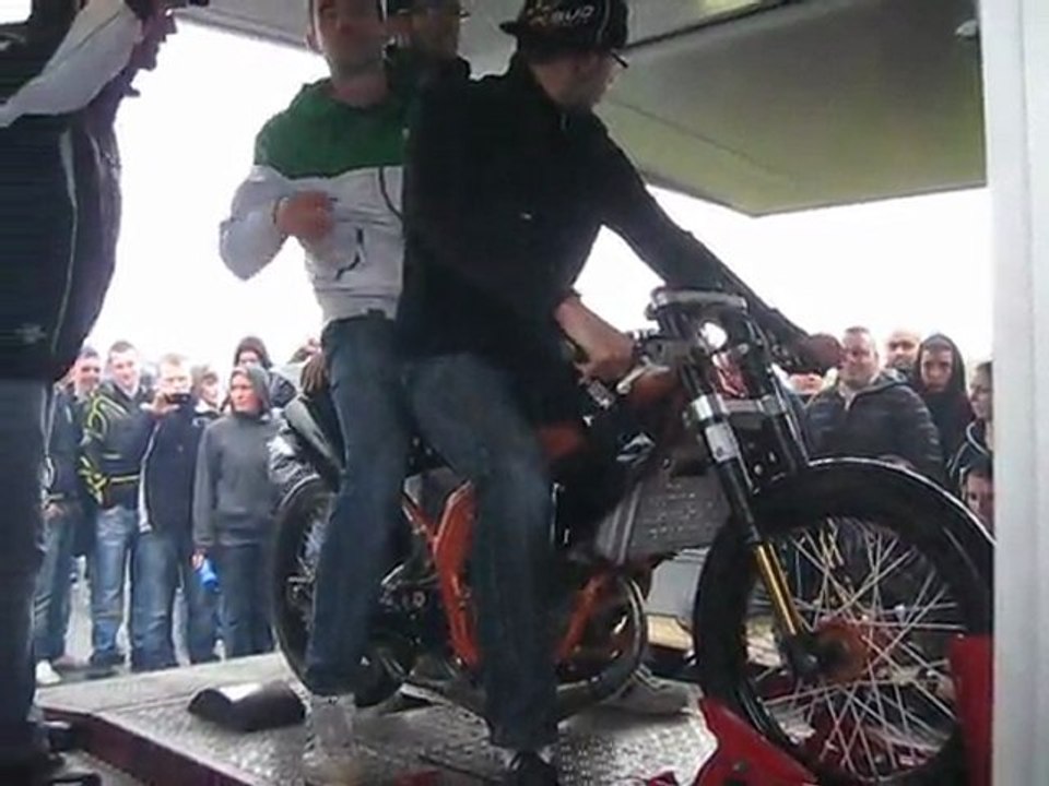 passage au banc maxiscoot a thenay derbi MVT 80 By zinzin