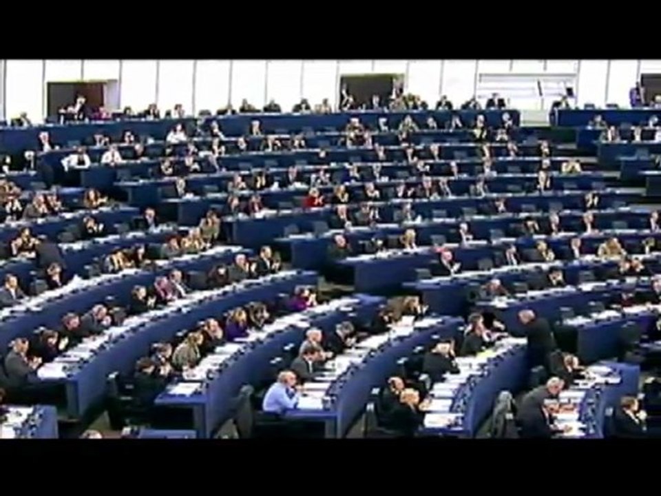 Le Parlement fait son travail