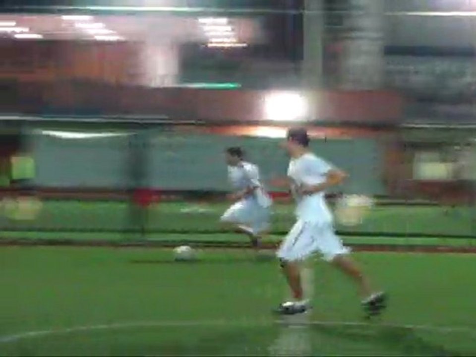 19.05.11 Pisyedili Kartaltepe - Bahçedeki Fener