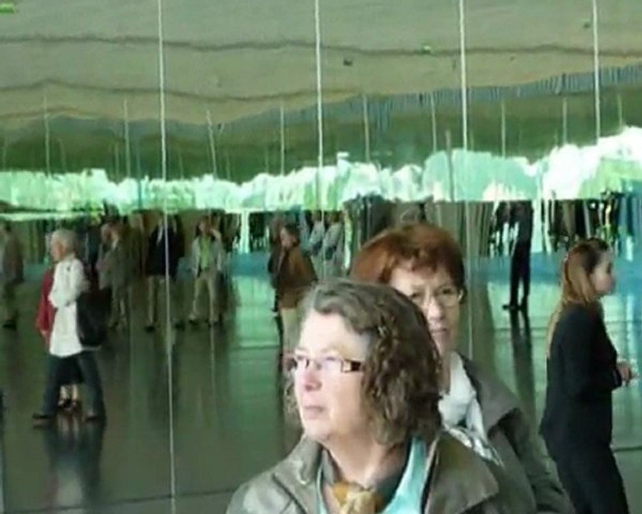 Daniel Buren à Pompidou-Metz : la ville empruntée,multipliée.
