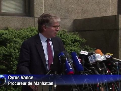 Strauss-Kahn sort de prison sous caution, formellement inculpé