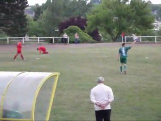 Football : Le Cateau remporte le derby face à Caudry B en Première division