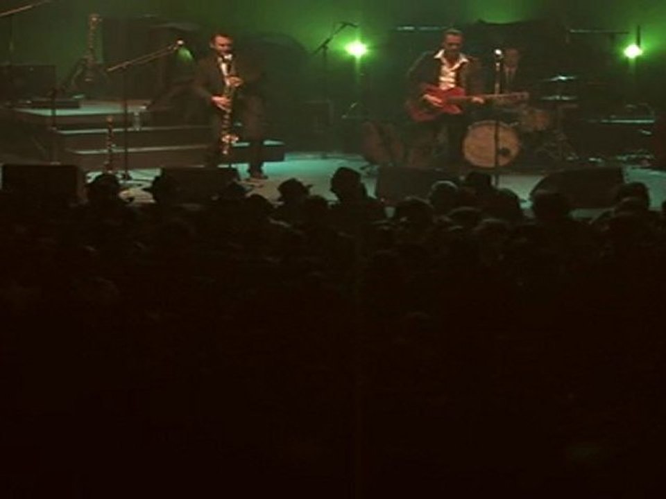 ROBERDAM - A tes avances - Live