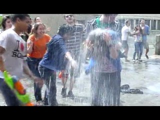 JDF 2011 - Bombes à eau