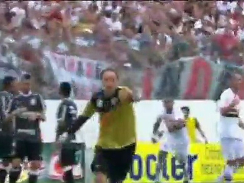 Das Sao Paolo All Star Team steht