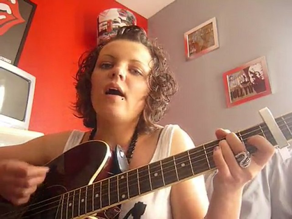 OutKast , Hey ya . Cover