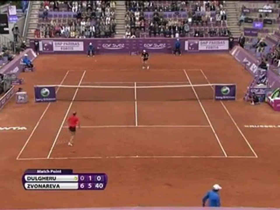 Bruxelles - Zvonareva in semifinale facile