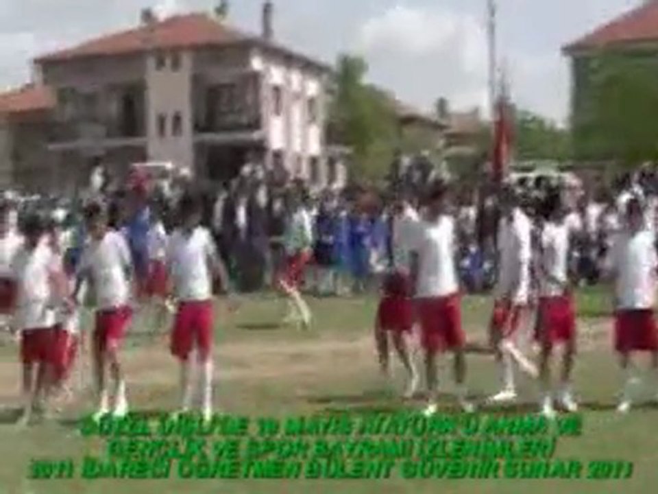 GÜZEL DİŞLİ'DE 19 MAYIS ATATÜRK'Ü ANMA VE GENÇLİK VE SPOR BAYRAMI 2011 / 4