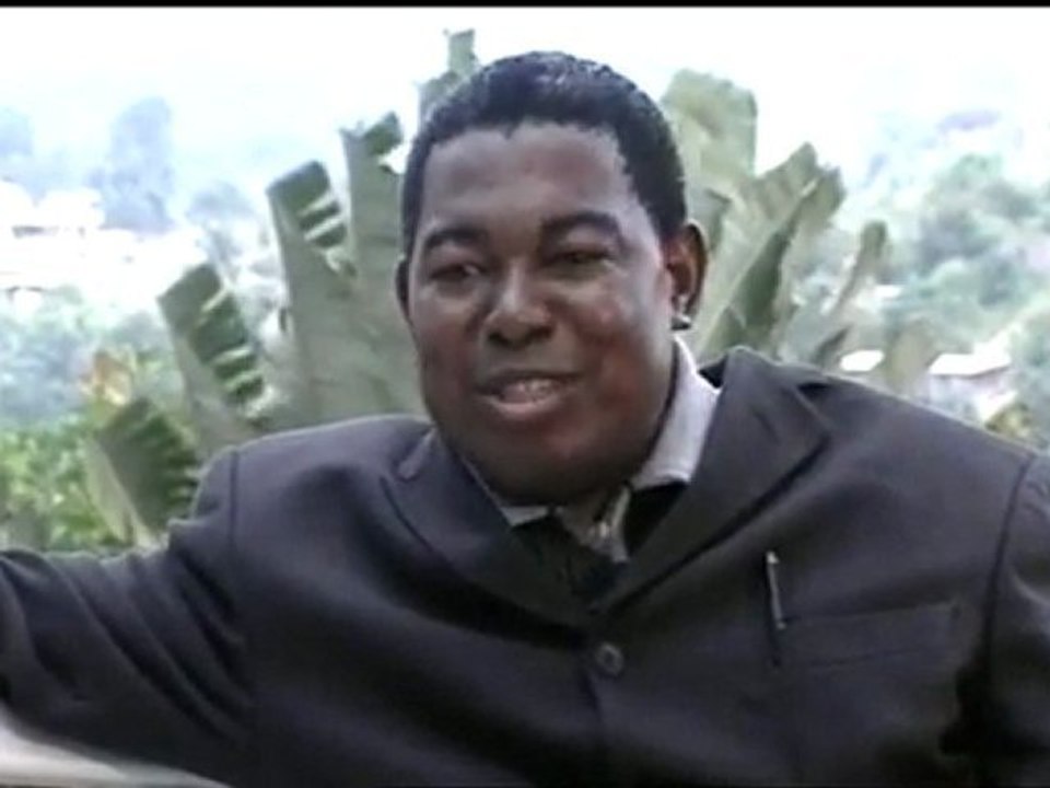 Au commencement était le verbe (le Mvett)