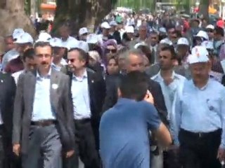 Ak Parti Yürüyüşte!