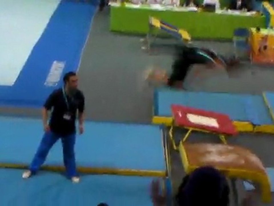 Finale TeamGym Trampo 2éme passage Saut