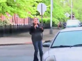 Blague du sac à main qui tourne mal