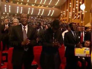 Ouattara enfin investi après six mois de crise