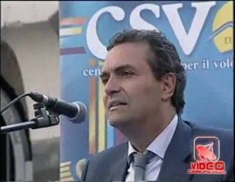 Napoli - De Magistris incassa l'appoggio di D'Alema