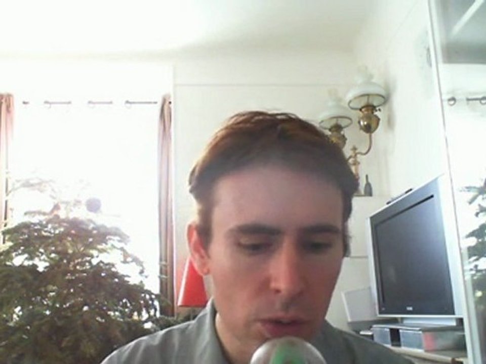 Wiwi égratigne "Jean d'ici Jean d'ailleurs"