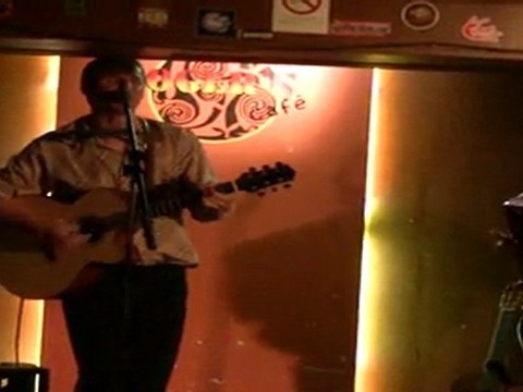 Petit HoMme ne crie pas ! au Roger's Café Belfort ( 90 )