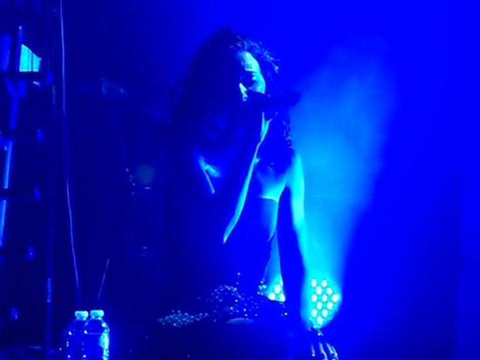Comme un hic - Jenifer au Trianon - 19 mai 2011